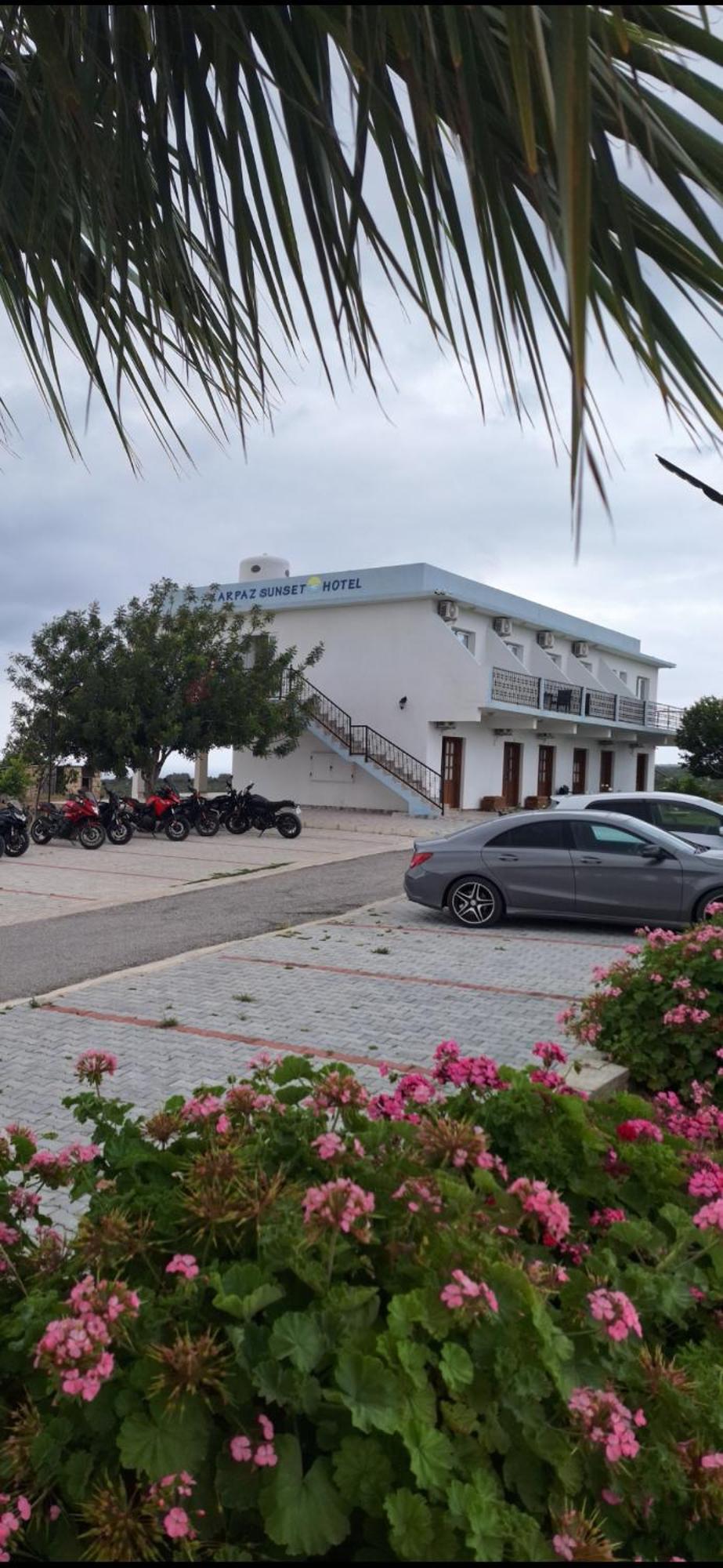 Karpaz Sunset Hotel Rizokarpaso Экстерьер фото
